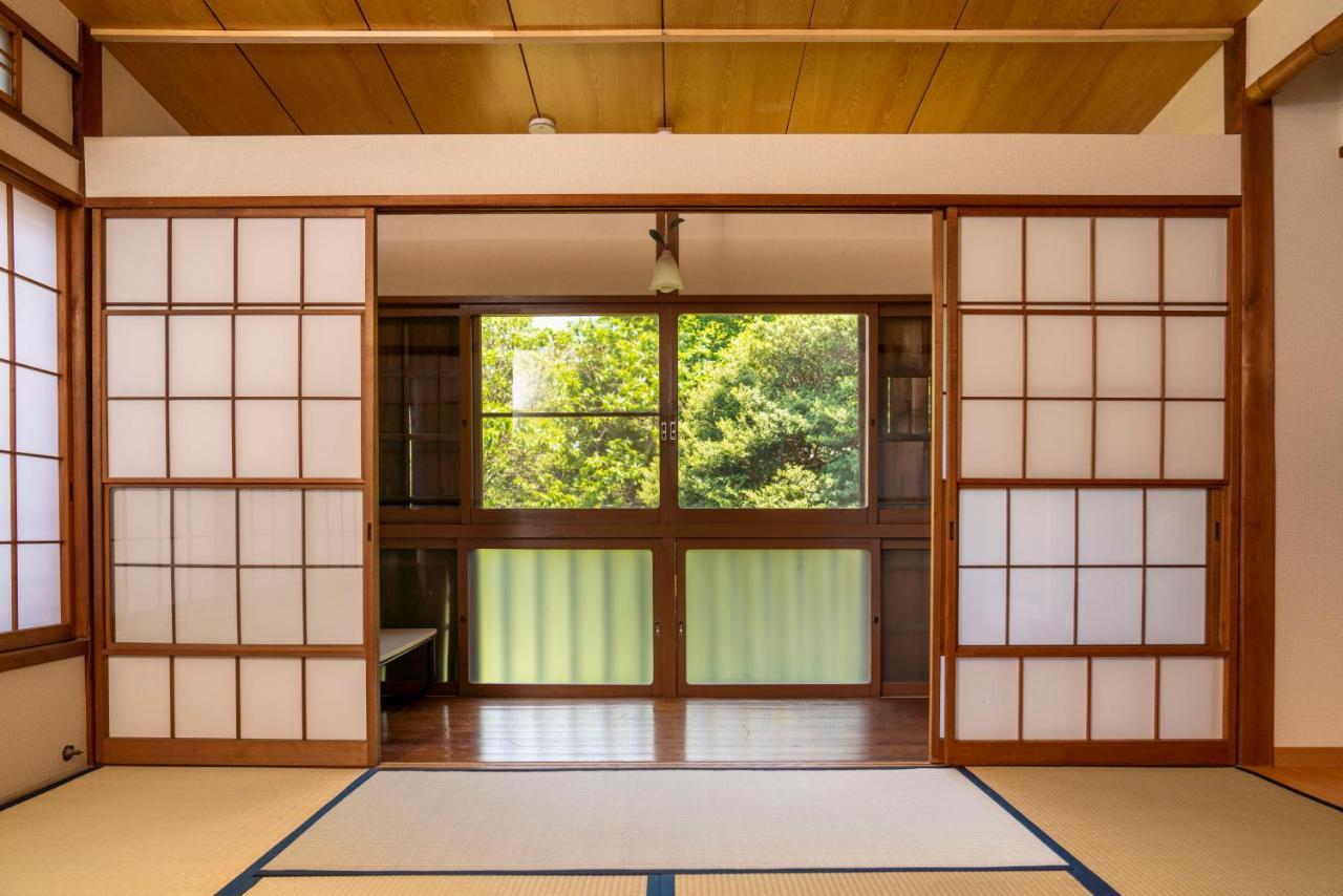 【箱根湯本】日本家屋・箱根湯本駅から徒歩15分、芸者教師の家 Hakone Buitenkant foto